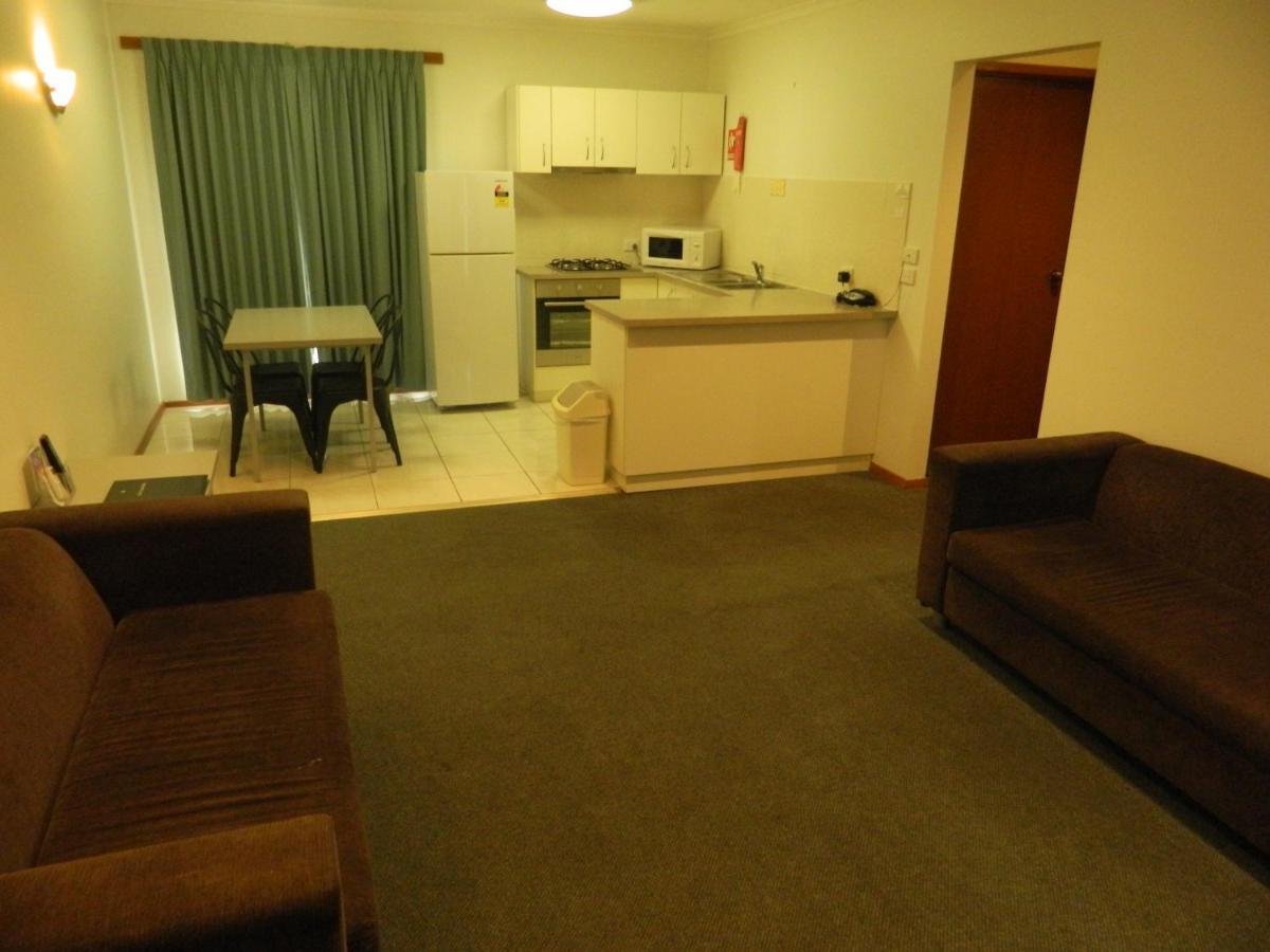 Werribee Motel And Apartments Esterno foto
